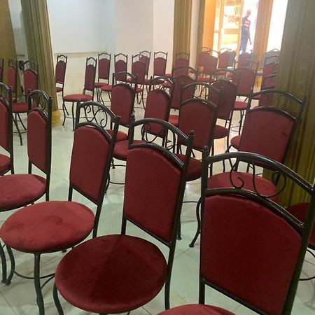 E-Suites Hotel, Абуджа Екстер'єр фото
